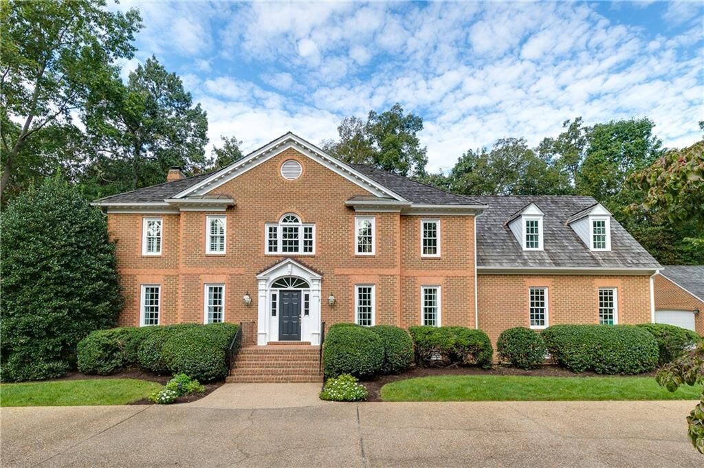 10) $1,400,000